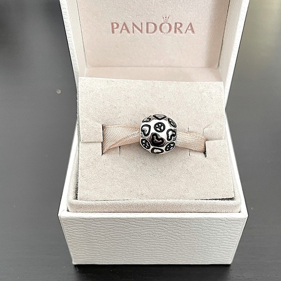 Pandora Disney peace love and Mickey charm - Picture 1 of 3